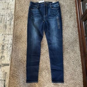 Women’s Hi-Rise Jeggings